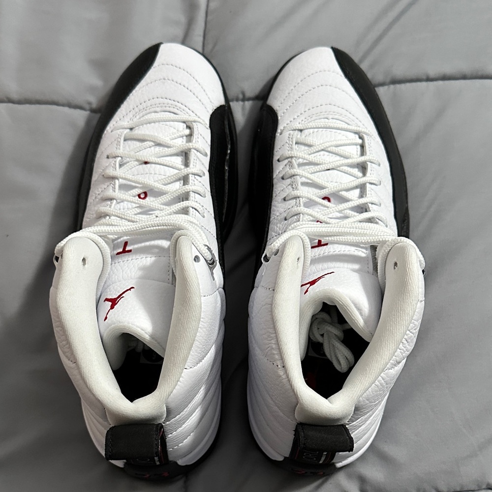 Jordan Sneakers White and Black